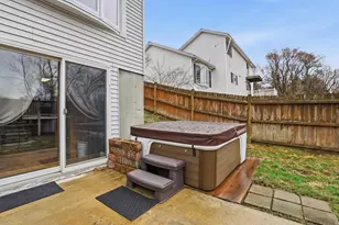 147 Leewood St, Manchester, NH 03103 - Photo 7