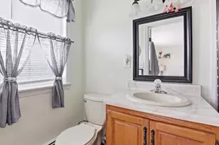 147 Leewood St, Manchester, NH 03103 - Photo 19