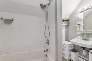 25 West St, Lebanon, NH 03766 - Photo 15