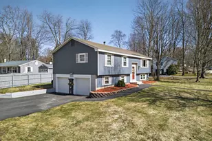 23 Birchwood Ave, Rochester, NH 03867 - Photo 3