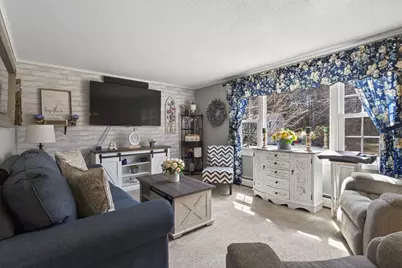 23 Birchwood Avenue, Rochester, NH 03867 - Photo 5