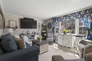 23 Birchwood Ave, Rochester, NH 03867 - Photo 5