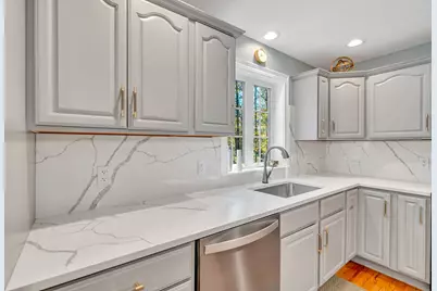 8 Stonewall Way, Newmarket, NH 03857 - Photo 17