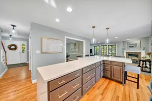 8 Stonewall Way, Newmarket, NH 03857 - Photo 3