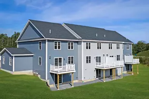 69 Crestview Wy, Raymond, NH 03077 - Photo 5