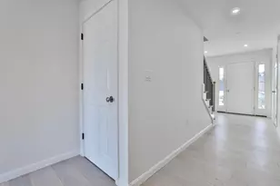 69 Crestview Wy, Raymond, NH 03077 - Photo 7