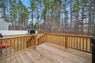 4 Lorelai Way, Nashua, NH 03062 - Photo 9