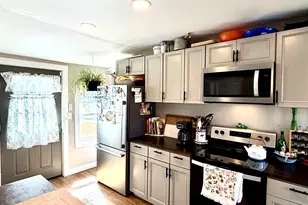 12 Lawn Ave, Rochester, NH 03867 - Photo 5