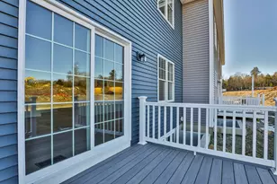 71 Crestview Wy, Raymond, NH 03077 - Photo 9