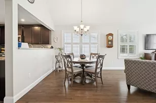 11 Castle Ct, Kingston, NH 03848 - Photo 7