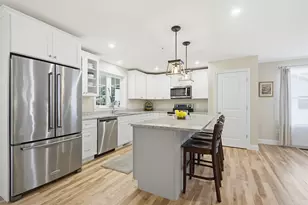 46 Three Ponds Dr, Brentwood, NH 03833 - Photo 11