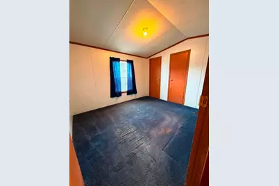 6 Hilltop Manor Mobile Home Park, Littleton, NH 03561 - Photo 13