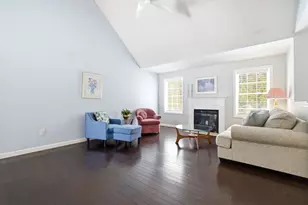 6 Patricia Ln, Amherst, NH 03031 - Photo 5