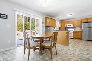 6 Patricia Ln, Amherst, NH 03031 - Photo 7