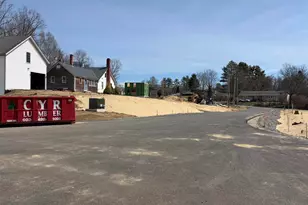212 Sanborn St, Franklin, NH 03235 - Photo 9