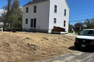 212 Sanborn St, Franklin, NH 03235 - Photo 3