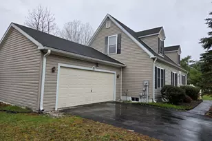 121 Bellview Dr, Swanzey, NH 03446 - Photo 3