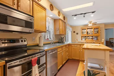 121 Bellview Drive, Swanzey, NH 03446 - Photo 9