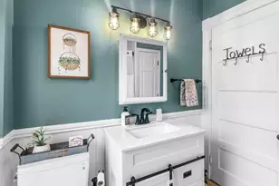 66 Gold St, Manchester, NH 03103 - Photo 23