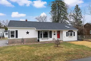 39 Ann Ave, Manchester, NH 03102 - Photo 3