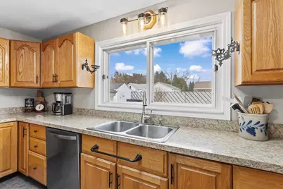 39 Ann Avenue, Manchester, NH 03102 - Photo 13