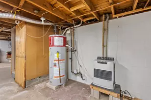 45 Lafayette St, Laconia, NH 03246 - Photo 37