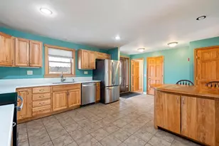 218 County Farm Rd, Dover, NH 03820 - Photo 7