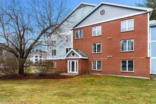 2 Timberwood Dr, Goffstown, NH 03045 - Photo 3