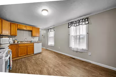 7 Elliott Street, Laconia, NH 03246 - Photo 7