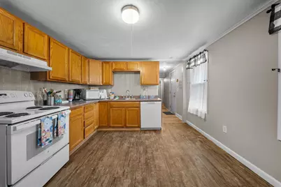 7 Elliott Street, Laconia, NH 03246 - Photo 7