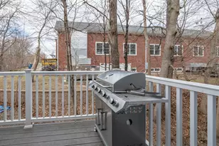 13 Sapphire Ln, Nashua, NH 03064 - Photo 7