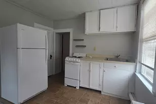 200 Main St, Claremont, NH 03743 - Photo 3