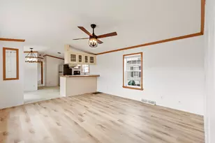 5 R Arrow Dr, Salem, NH 03079 - Photo 11