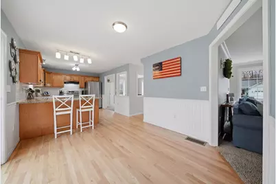 41 Drew Woods Drive, Derry, NH 03038 - Photo 9