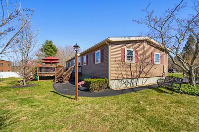 129 Brady Circle, Manchester, NH 03109 - Photo 7