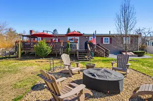 129 Brady Cir, Manchester, NH 03109 - Photo 15