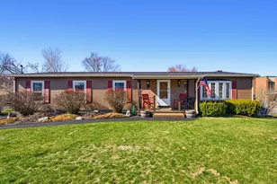 129 Brady Cir, Manchester, NH 03109 - Photo 17