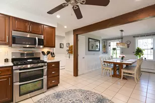 10 Whidden Ln, Litchfield, NH 03052 - Photo 7