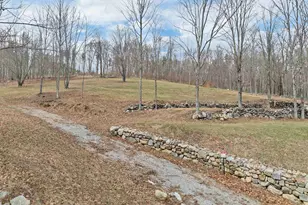 7298 Oak Hill Rd, Loudon, NH 03307 - Photo 5