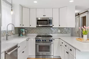 43 Shore Dr, Salem, NH 03079 - Photo 11