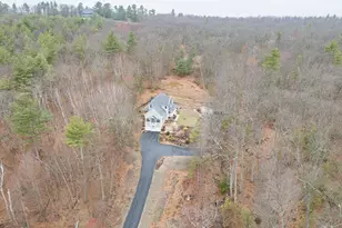 136 Wyndridge Cir, Pelham, NH 03076 - Photo 11