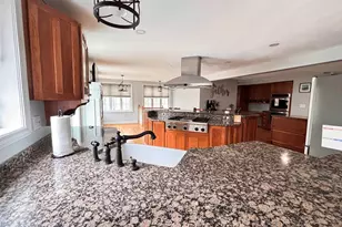 87 Juniper Dr, Goffstown, NH 03045 - Photo 3