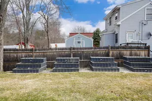 175 Lakeshore Dr, Franklin, NH 03235 - Photo 23