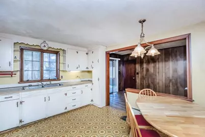 37 Iris Avenue, Salem, NH 03079 - Photo 9