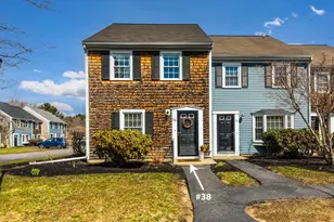 1275 Maplewood Ave, Portsmouth, NH 03833 - Photo 1