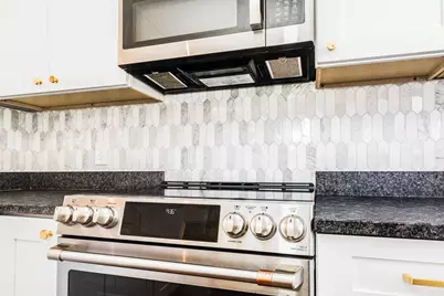 1275 Maplewood Avenue #38, Portsmouth, NH 03833 - Photo 7