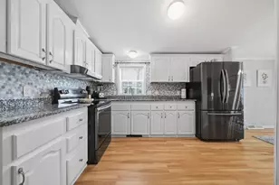 36 N Emperor Dr, Concord, NH 03303 - Photo 11