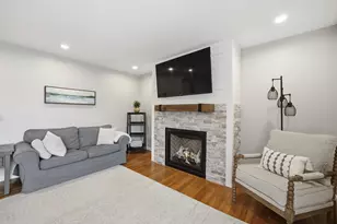 15 Henderson Rd, Gilford, NH 03249 - Photo 17