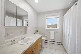 15 Henderson Rd, Gilford, NH 03249 - Photo 19