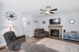 68 Sterling Dr, Laconia, NH 03246 - Photo 15